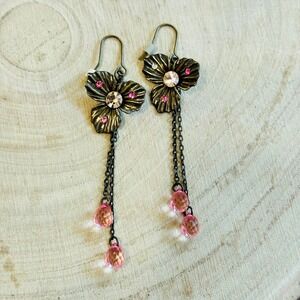 Flower jeweled Earrings Dangle crystal Pierced Victorian style secret garden 90s